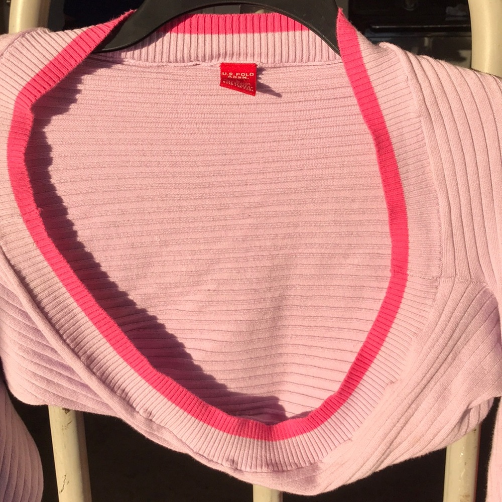 Crop top sweater.
